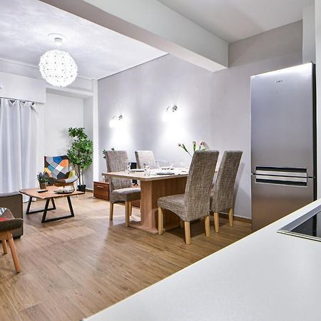 Serene N Modern Renovated Flat أثينا المظهر الخارجي الصورة