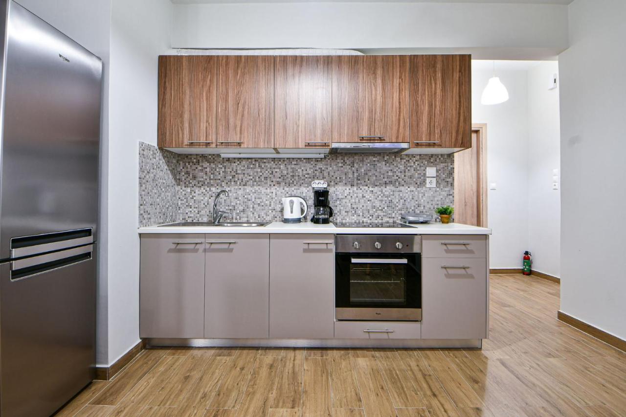 Serene N Modern Renovated Flat أثينا المظهر الخارجي الصورة
