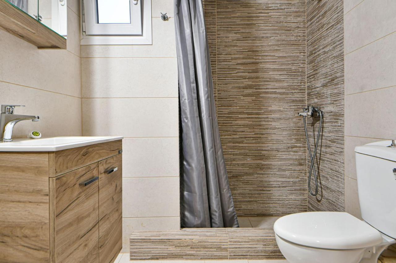 Serene N Modern Renovated Flat أثينا المظهر الخارجي الصورة